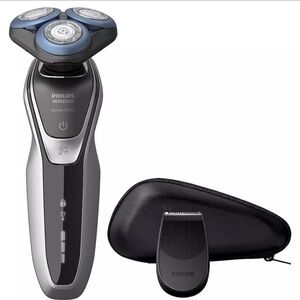 Philips Norelco Series 6000 Electric Shaver
